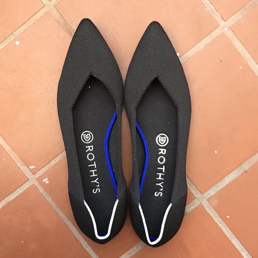 Black rothys